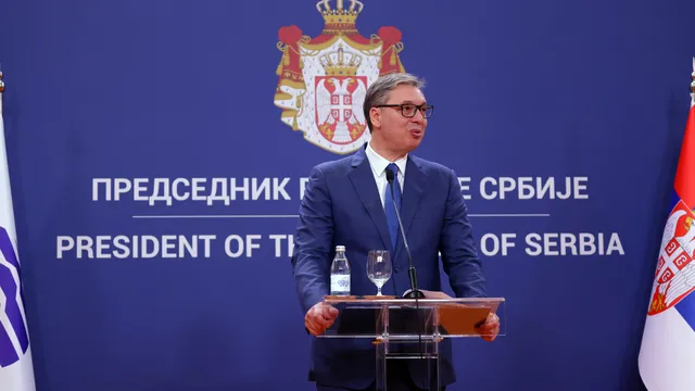 Президент Сербии Александр Вучич во время пресс-конференции. Фото: bgnes.com