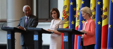 Лидеры ЕС и президент Молдовы на саммите в Кишинёве, июль 2025