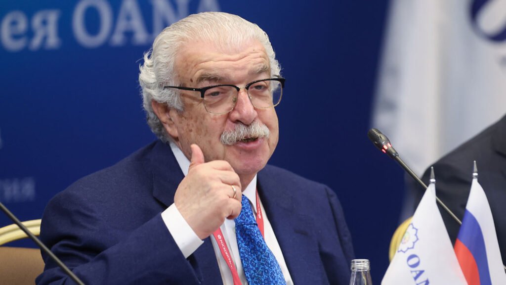 Михаил Гусман на форуме ОАНА в 2025 году