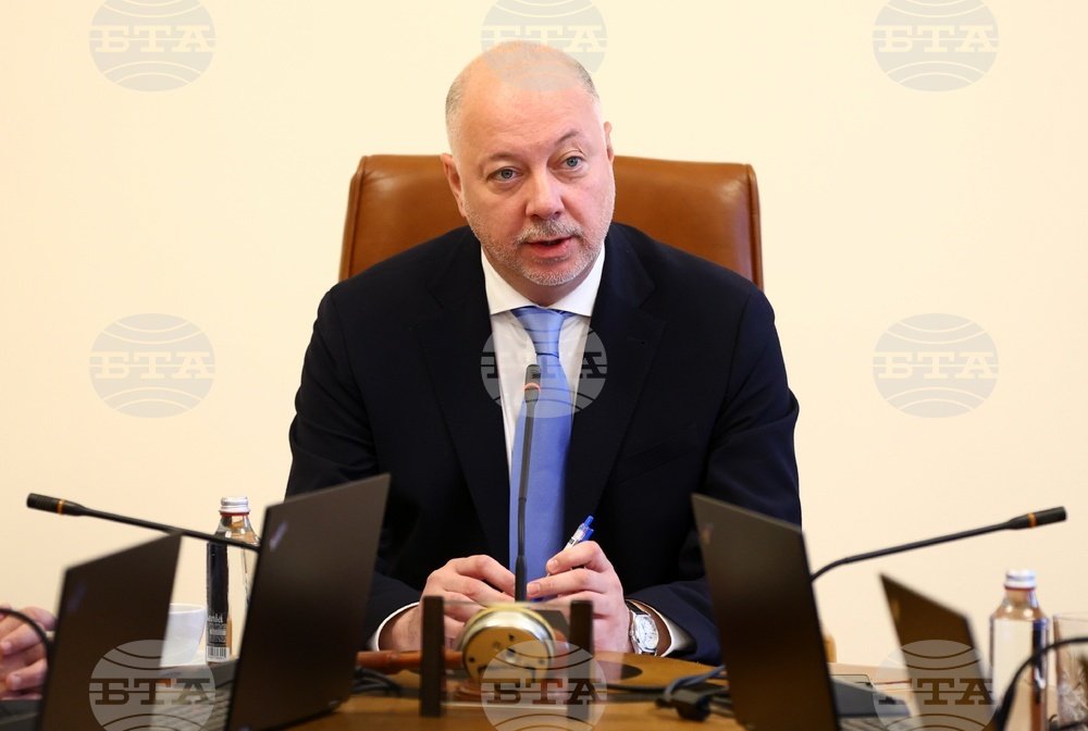 Премьер-министр Болгарии Росен Желязков на заседании Совета министров, София, август 2025