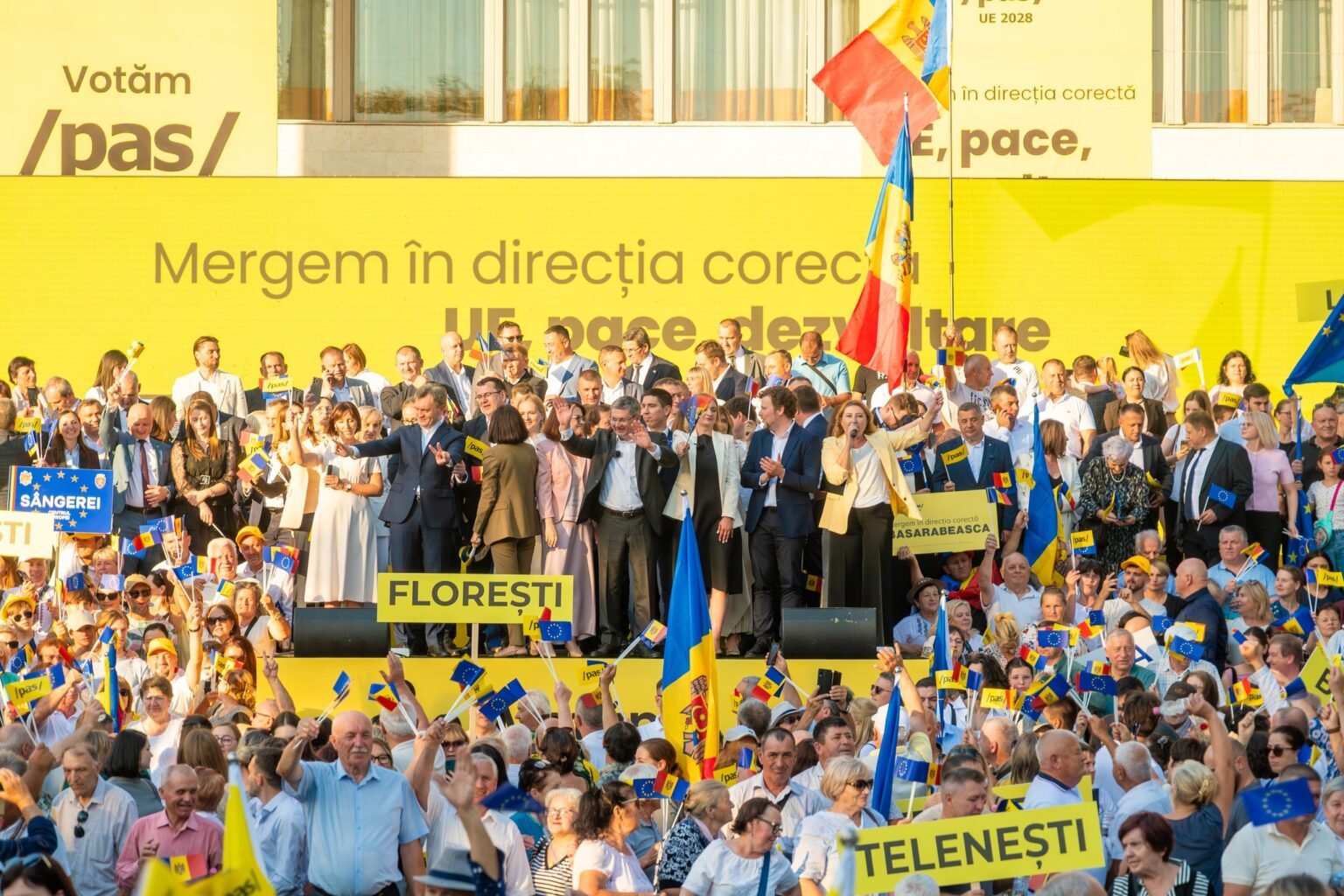 Предвыборный митинг партии PAS в Молдове, август 2025