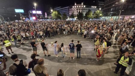 Митинг памяти в Белграде по жертвам обрушения вокзала в Нови-Саде, 1 сентября 2025