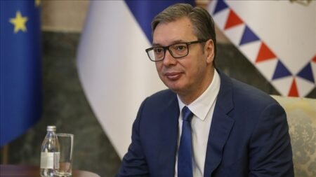 Президент Сербии Александр Вучич на встрече, сентябрь 2025