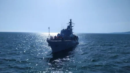 Военный корабль ВМС Болгарии в Черном море