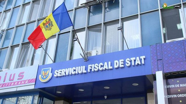 Антикоррупционная операция в Налоговой службе Молдовы: один задержан, трое под следствием Здание Государственной налоговой службы Молдовы в Кишинёве