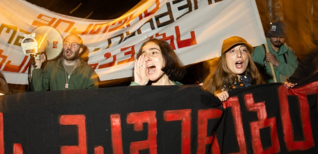 Протестующие в Тбилиси против политических репрессий на фоне выборов