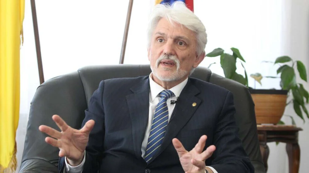 Украина назначила бывшего главу разведки послом в Сербии: кадровое решение на фоне балансирования Белграда между ЕС и Россией Посол Украины в Сербии Александр Литвиненко во время интервью