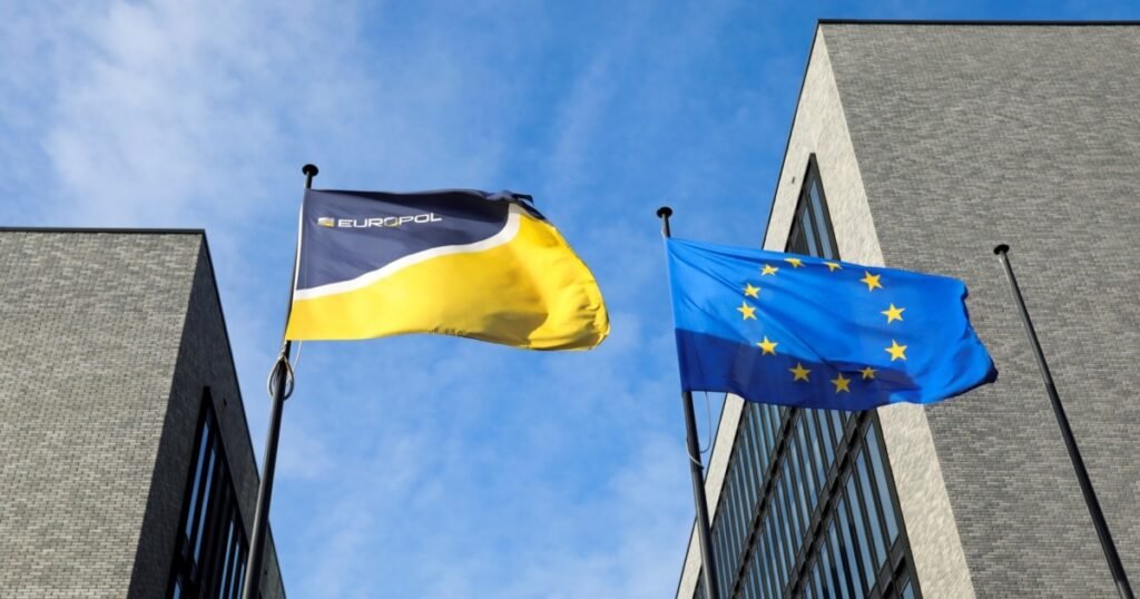 Фото: RadioFreeEurope/RadioLiberty | Европейские Полицейские Агентства Нацелены На Балканский Наркокартель За «Кокаиновым Трубопроводом В Европу»