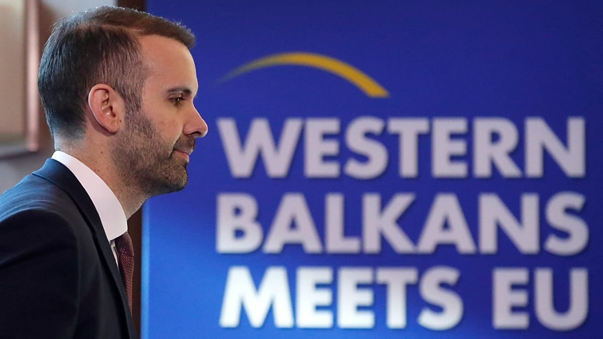 Премьер-министр Черногории Милойко Спаич на саммите ЕС