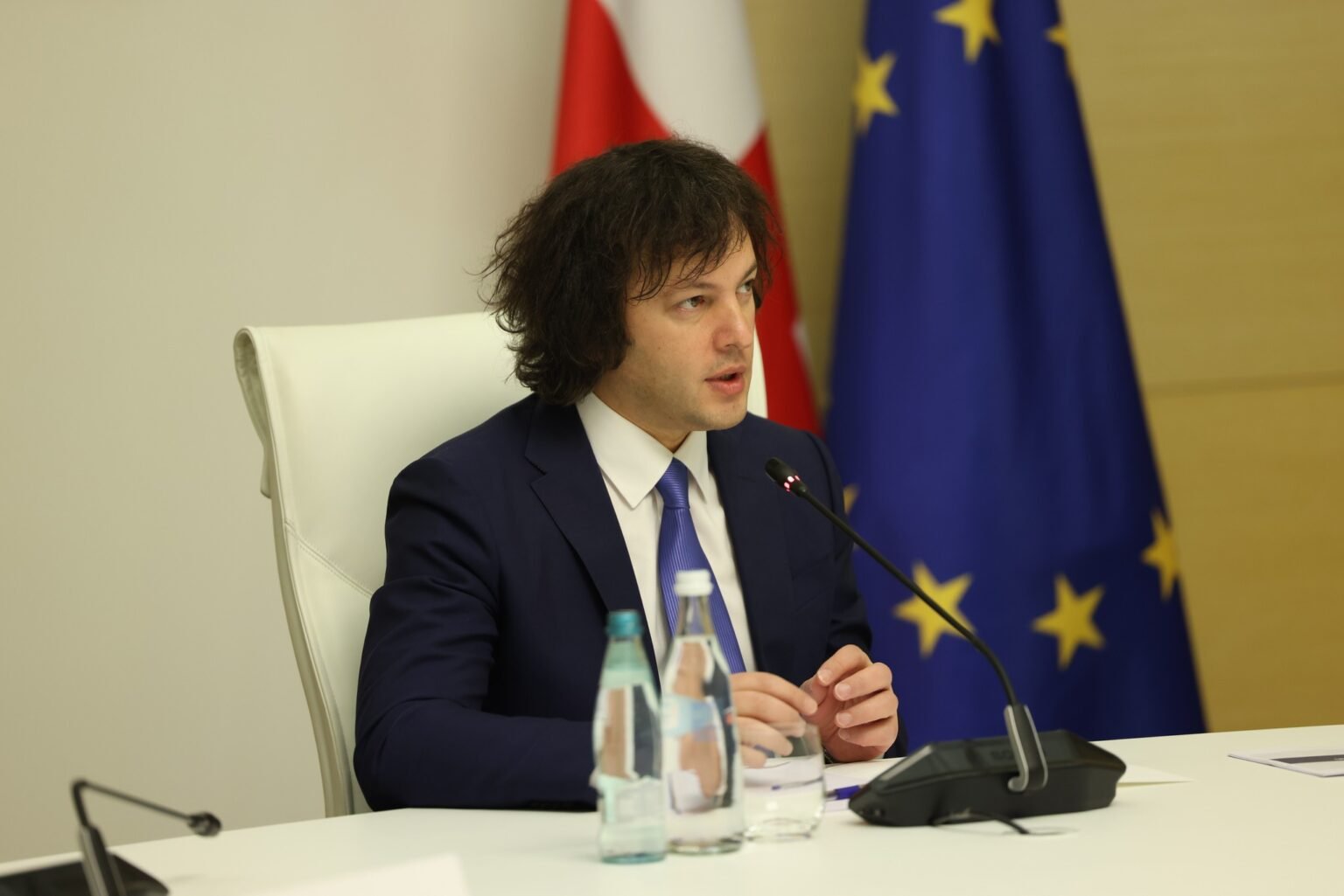 Грузия подтвердила отказ от санкций против России на фоне разрыва с Западом Премьер-министр Грузии Ираклий Кобахидзе на пресс-конференции — санкции Грузия Россия