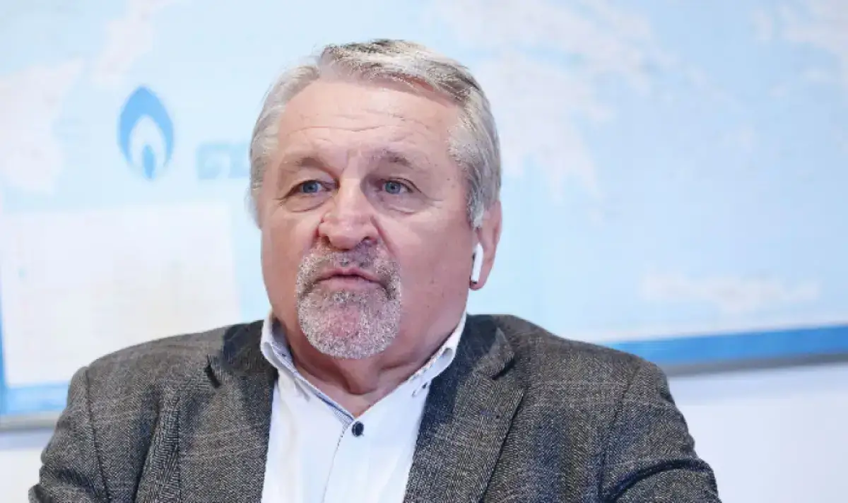 Портрет энергетического эксперта Хиновски