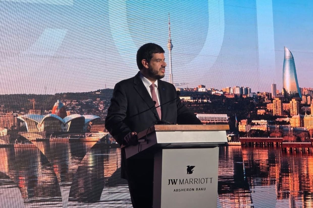 Председатель совета директоров Euronews Педро Варгаш Давид выступает на церемонии открытия нового офиса телеканала в Баку, отель JW Marriott Absheron Baku