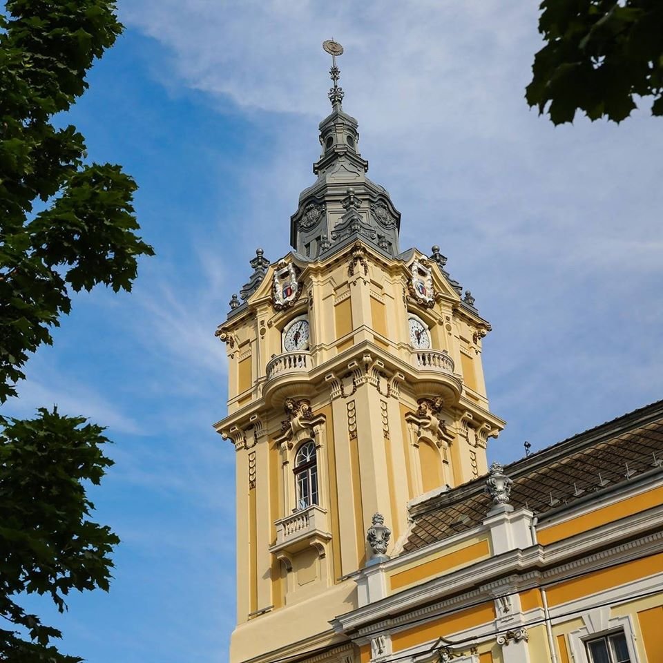 Башня мэрии Клуж-Напока в стиле барокко