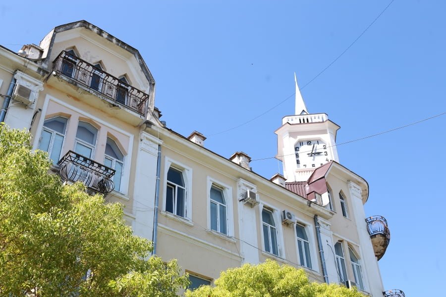 Городской пейзаж Сухуми, столицы Абхазии