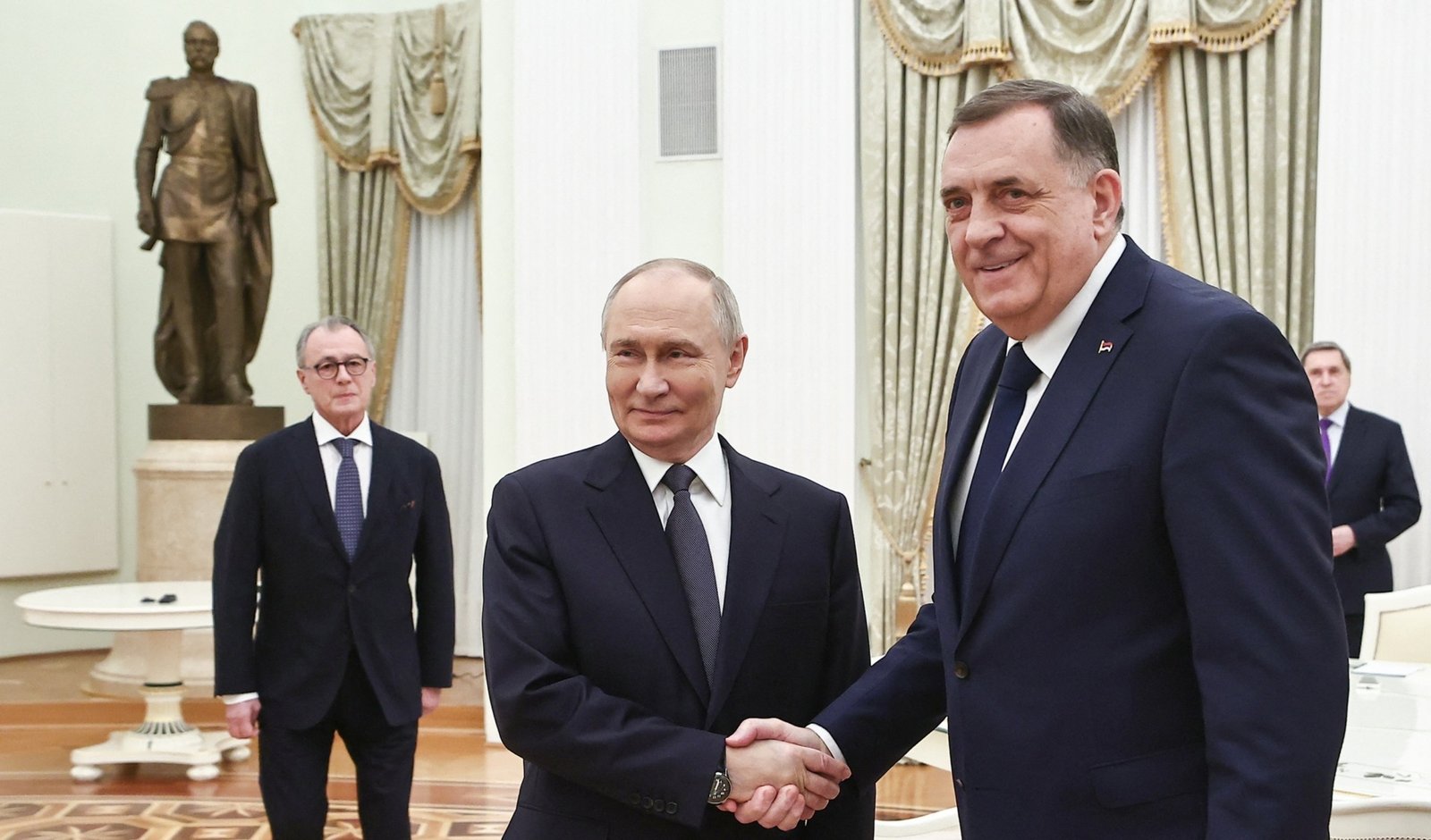 Dodik Putin Kremlin handshake