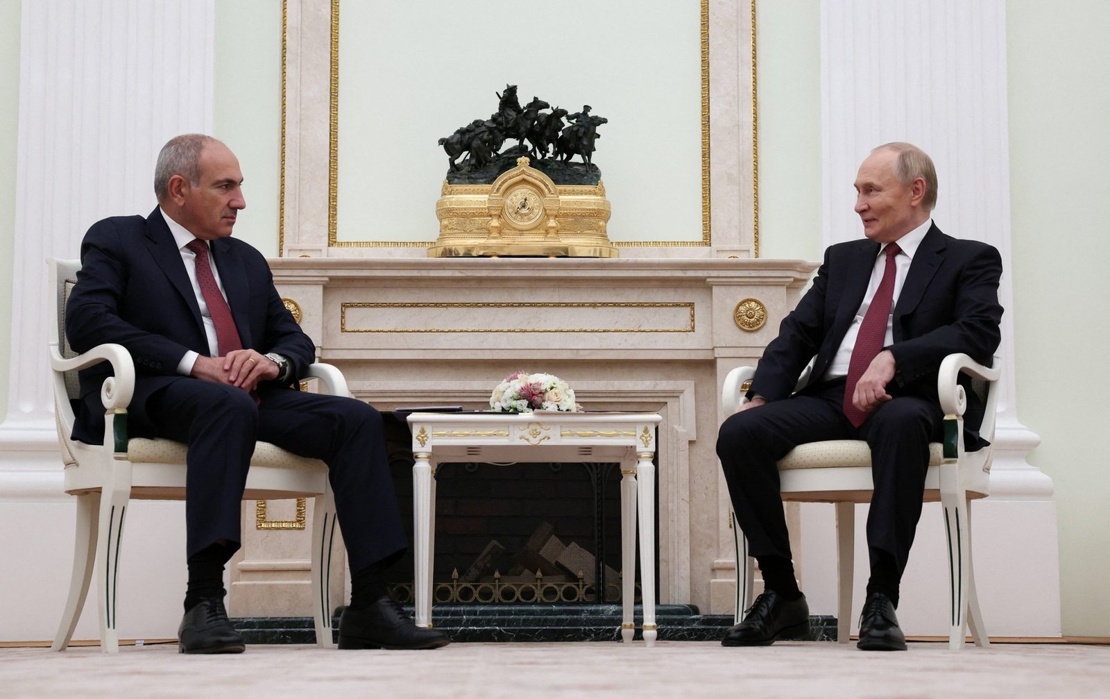 Встреча Никола Пашиняна и Владимира Путина в Кремле