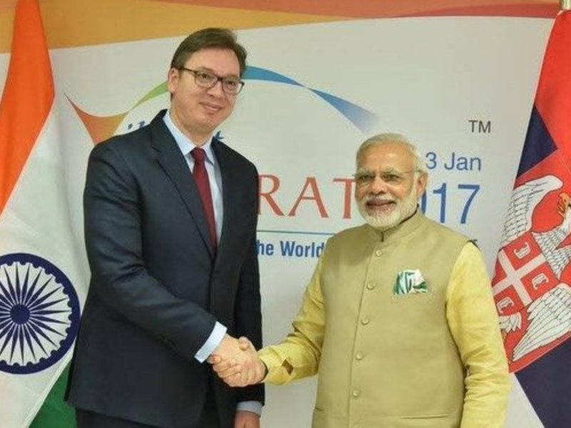 Vučić and Modi handshake at bilateral meeting