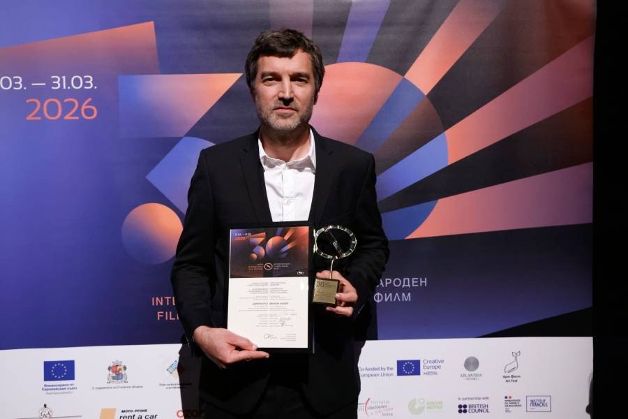 Режиссёр Ондржей Провазник с Гран-при 30-го Софийского кинофестиваля за фильм «Дирижёр» (Чехия-Словакия)