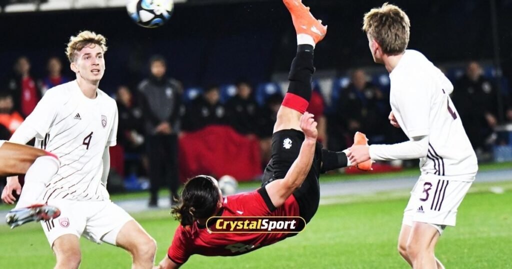 Иегоиани перед матчем с Латвией: «Единством пойдём вперёд» Игрок сборной Грузии U21 наносит удар через себя в матче против Латвии в рамках квалификации молодёжного чемпионата Европы