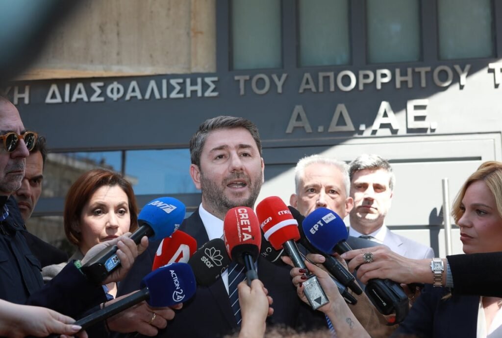 Греция: ЕСПЧ берёт дело о слежке за Андрулакисом под особый контроль Греция: ЕСПЧ берёт дело о слежке за Андрулакисом под особый контроль