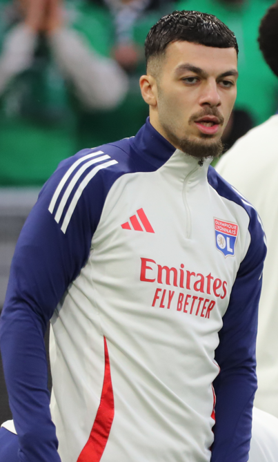 Жорж Микаутадзе, нападающий сборной Грузии, на тренировке в составе «Олимпик Лион»