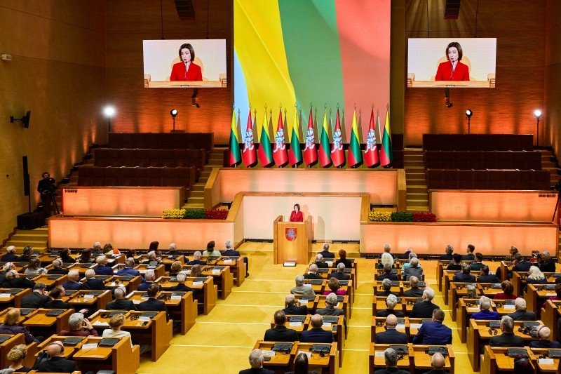 Майя Санду в парламенте Литвы