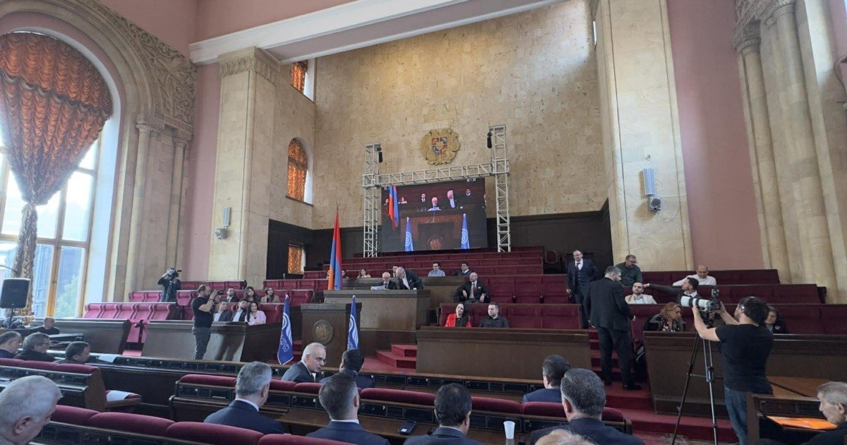 Зал заседаний во время 5-го съезда партии «Армянский национальный конгресс» (ХАК), на котором Левон Зурабян был выдвинут кандидатом в премьер-министры