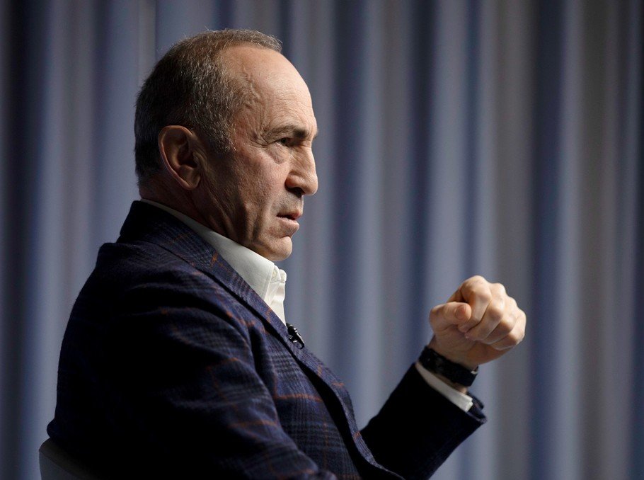 Роберт Кочарян, экс-президент Армении и лидер оппозиции, во время интервью