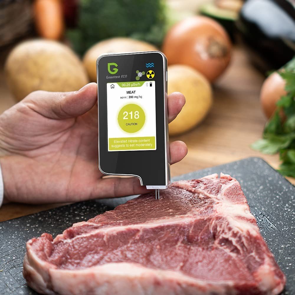 Портативный нитрат-тестер Greentest ECO — один из доступных приборов для домашней проверки качества продуктов