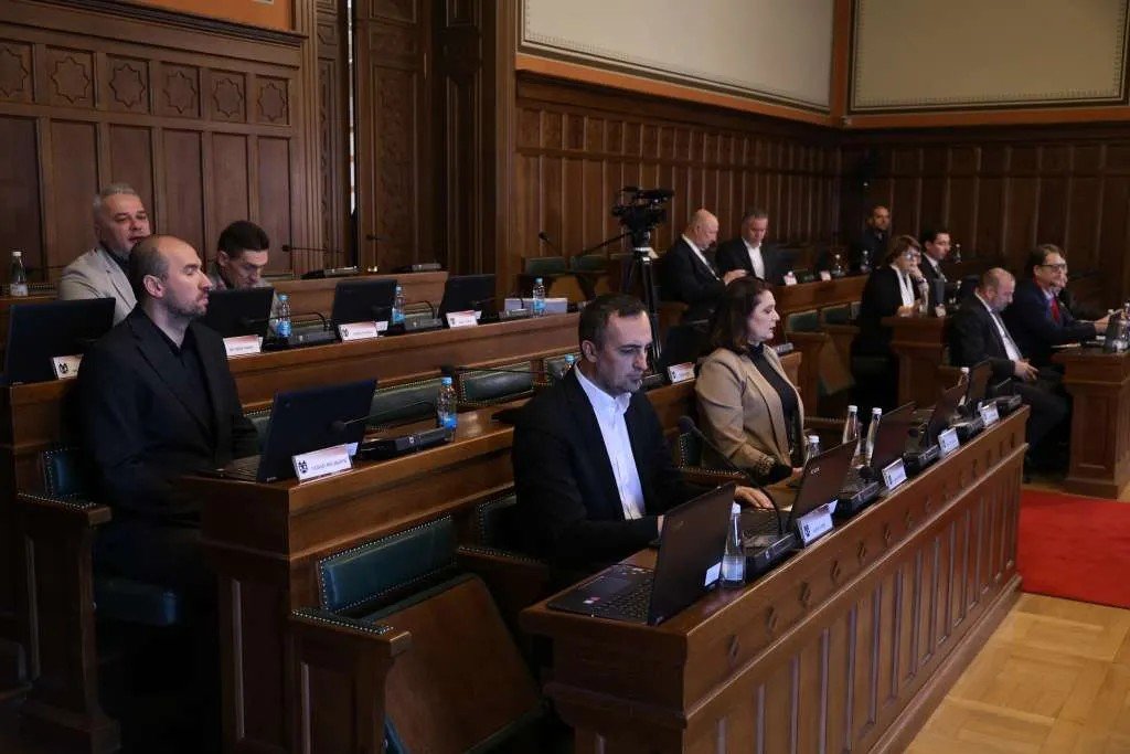 Заседание в зале суда в Сараево по делу о «человеческих сафари» — город формально присоединился к уголовному процессу в Милане