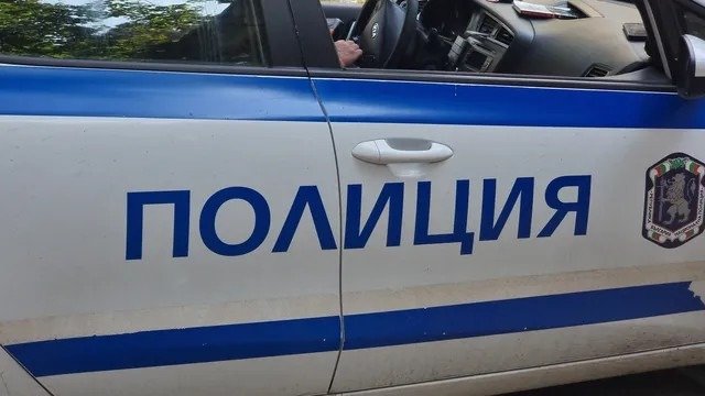 Полицейский автомобиль на месте происшествия в районе Шумена