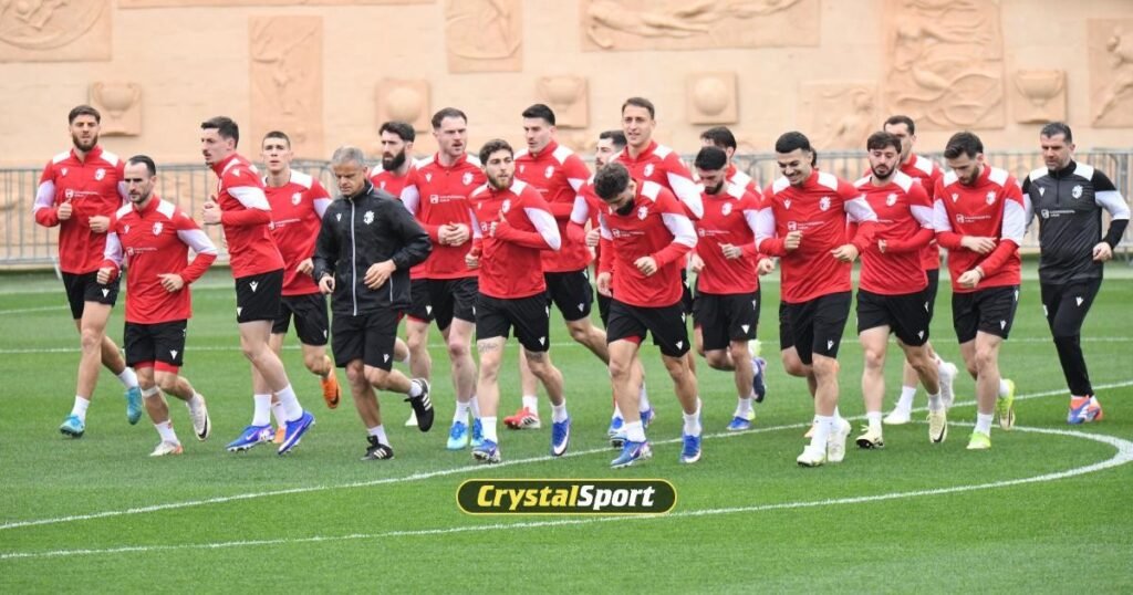 Новый капитан Кварацхелия: сборная Грузии готовится к матчу Игроки сборной Грузии на предматчевой тренировке перед встречей с Израилем в рамках отборочного цикла