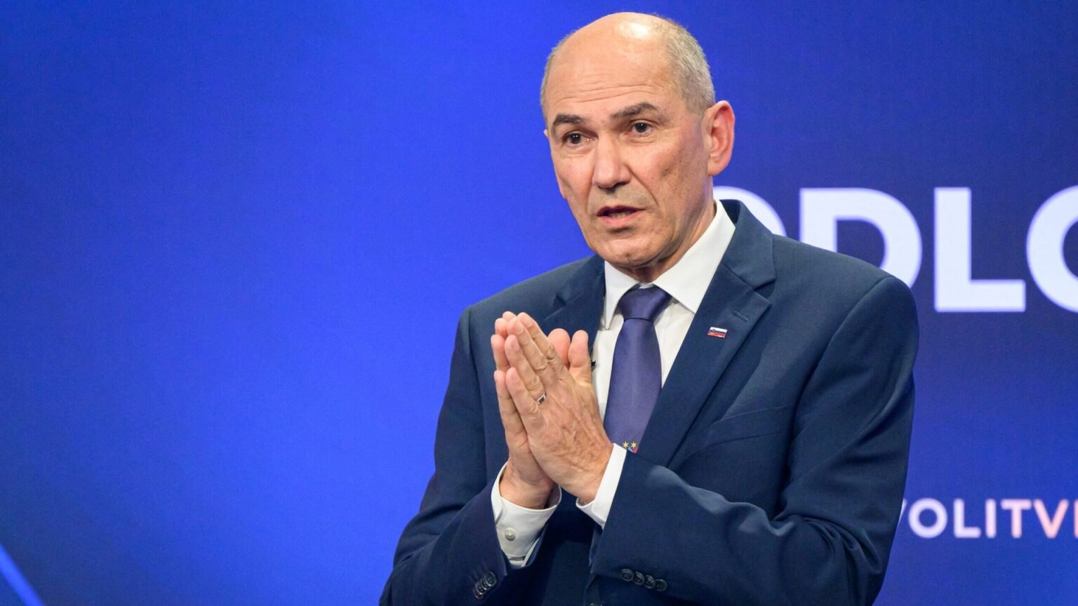 Лидер партии SDS Янез Янша на предвыборных дебатах в Словении