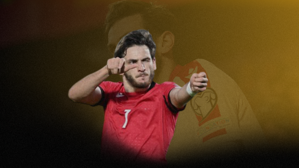 Дубль нового капитана: Грузия упустила победу над Израилем Хвича Кварацхелия празднует забитый гол в форме сборной Грузии в матче против Израиля