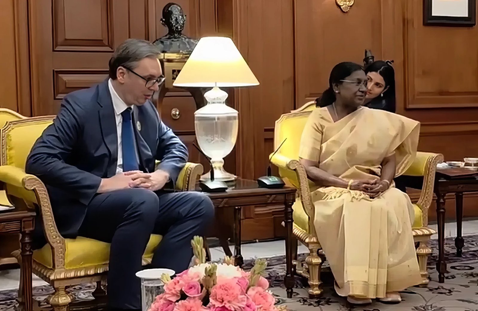 Президент Сербии Александар Вучич на встрече с президентом Индии Драупади Мурму в Нью-Дели — переговоры о технологическом сотрудничестве в области ИИ