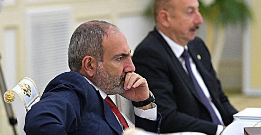 Aliyev and Pashinyan at diplomatic meeting - illustrates South Caucasus regional dynamics. Фото: Commonspace