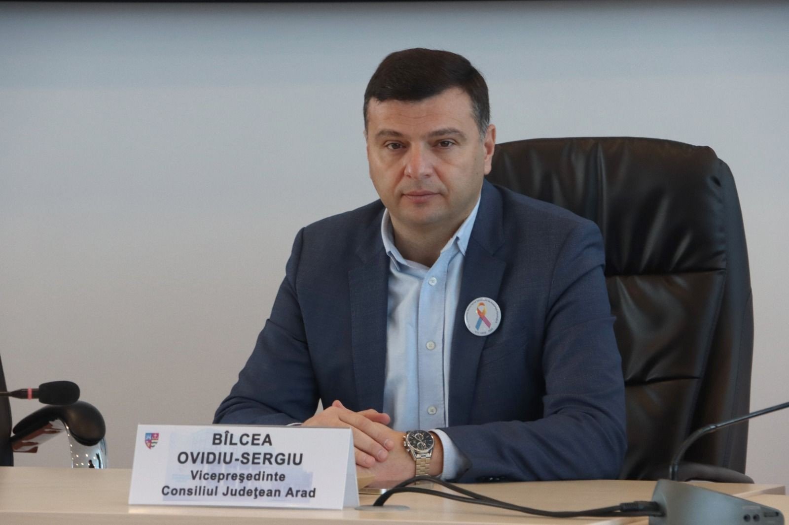 Вице-председатель Совета жудеца Арад Былча Овидиу-Серджу на пресс-конференции, посвящённой проекту строительства комплекса «Мать и дитя»