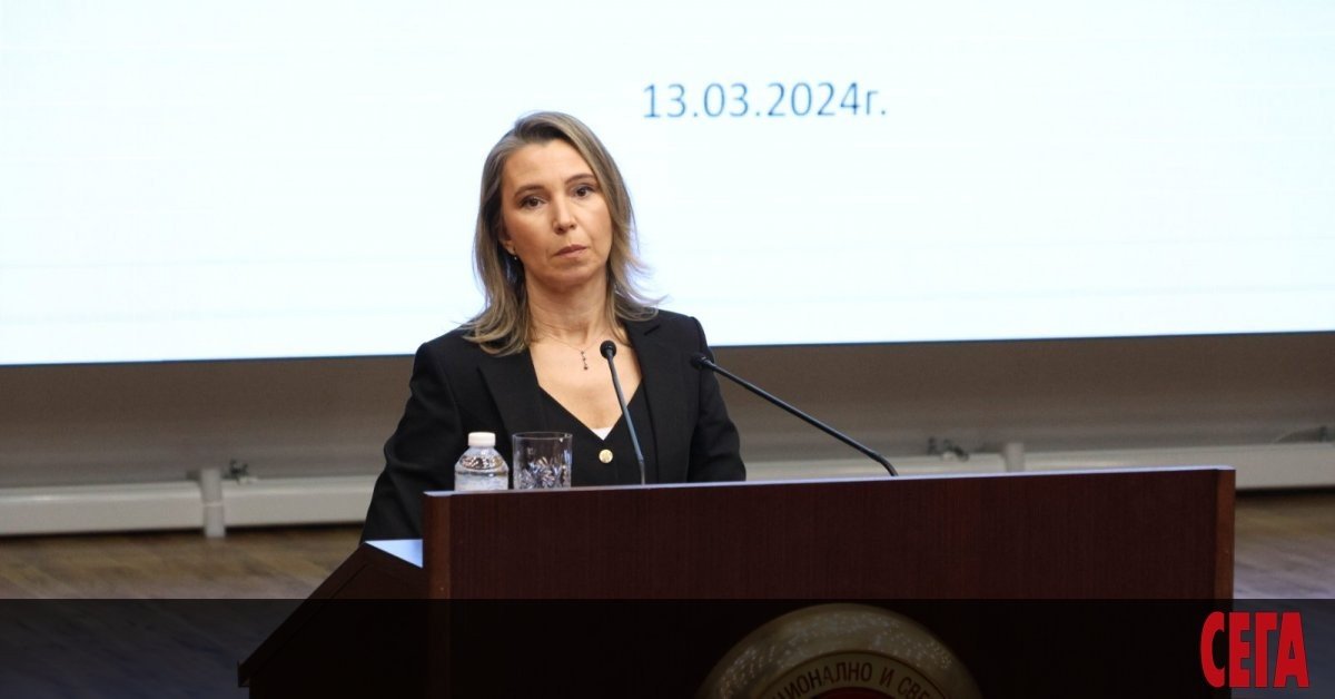 Проф. Миглена Темелкова, председатель Совета ректоров Болгарии, выступает на заседании