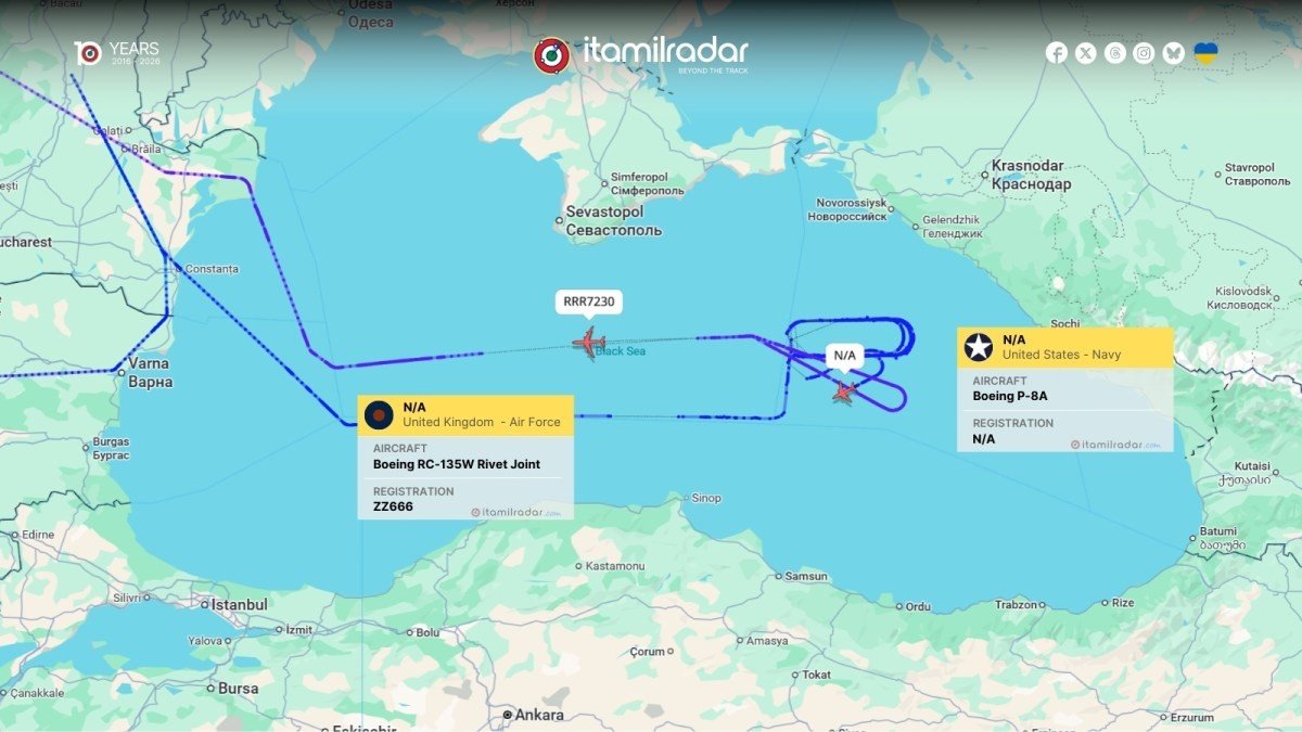 Карта полётов: британский RC-135W Rivet Joint и американский P-8A Poseidon совместно патрулируют Чёрное море вблизи Крыма, январь 2026 года