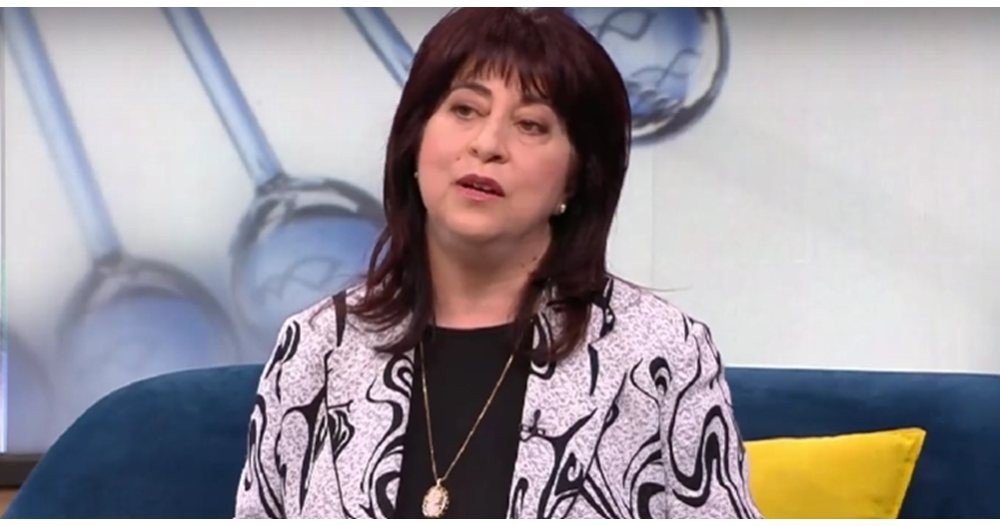 Эпидемиолог проф. Ани Кеворкян во время интервью в телевизионной студии