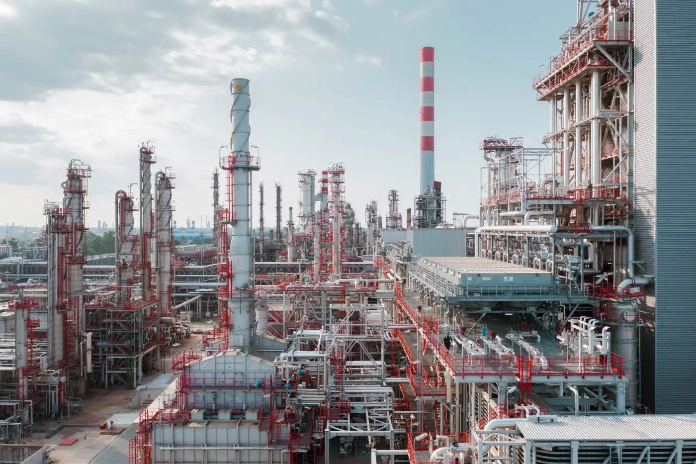 Нефтеперерабатывающий завод NIS в Панчево — крупнейший промышленный объект компании