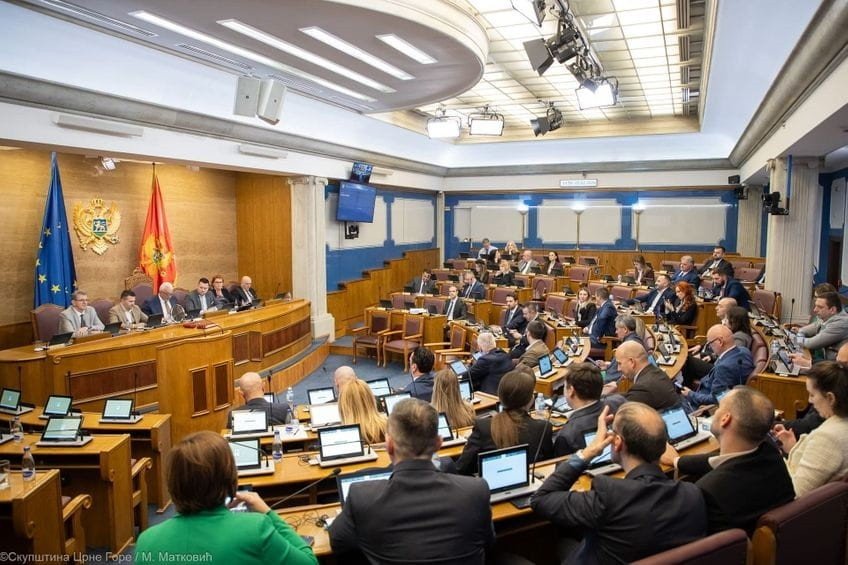 Пленарное заседание парламента Черногории