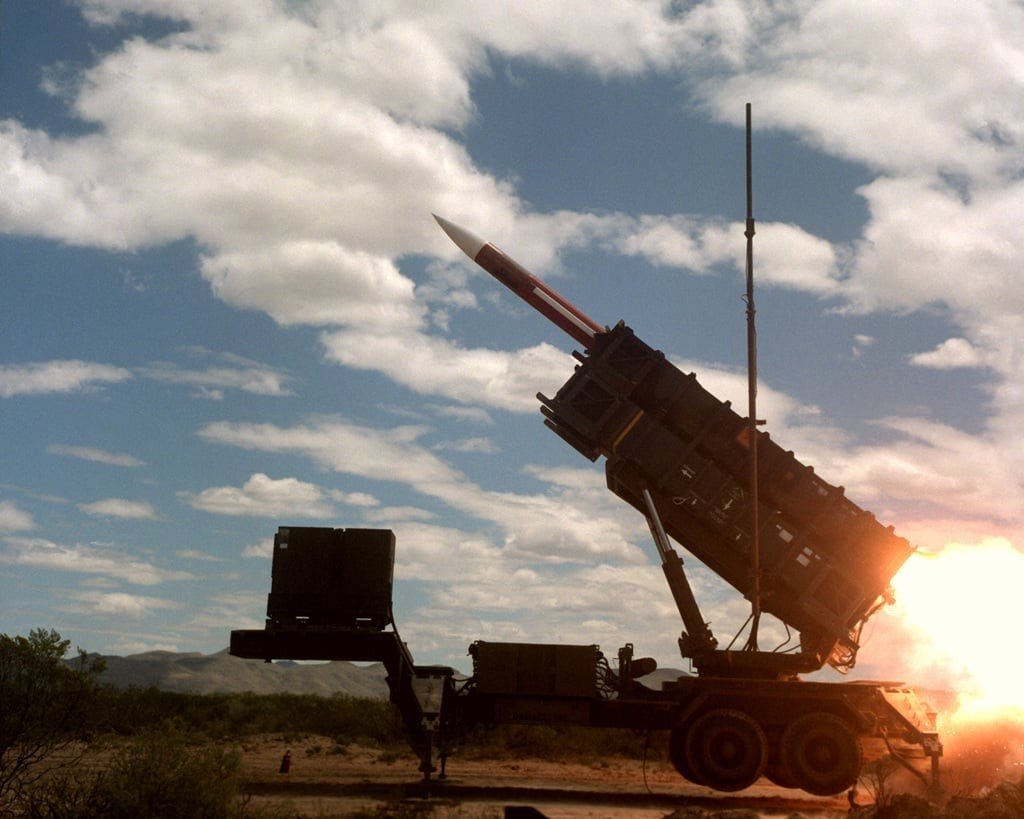 Пуск зенитной ракеты комплекса Patriot, развёрнутого Грецией на северной границе / GreekReporter / Фото