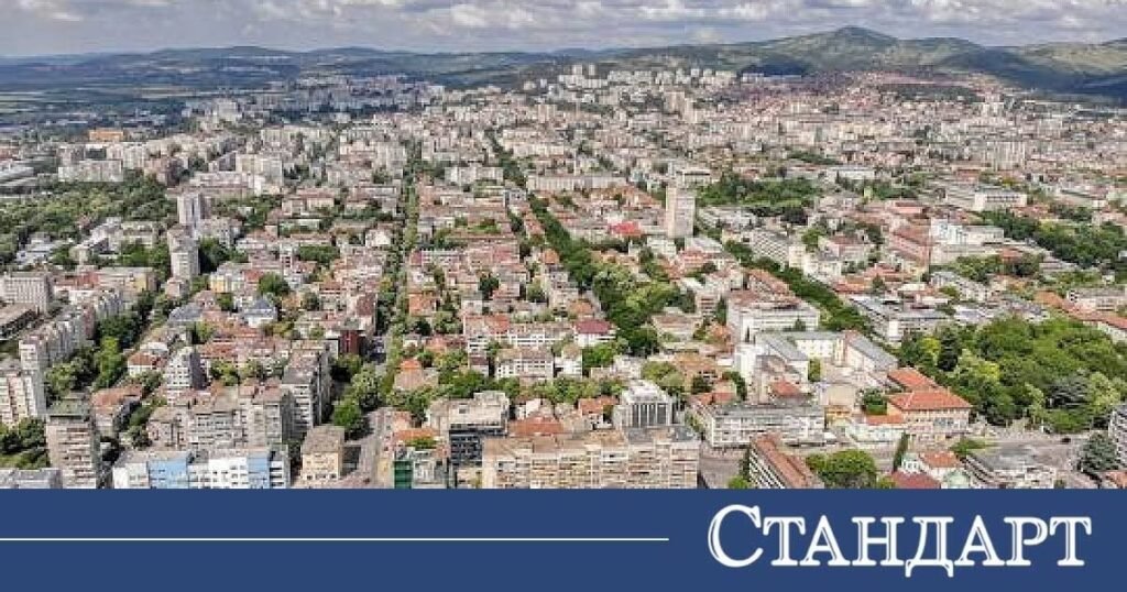 Панорама Стара-Загоры с высоты птичьего полёта — один из трёх городов, получающих крупные инвестиции по Программе развития регионов