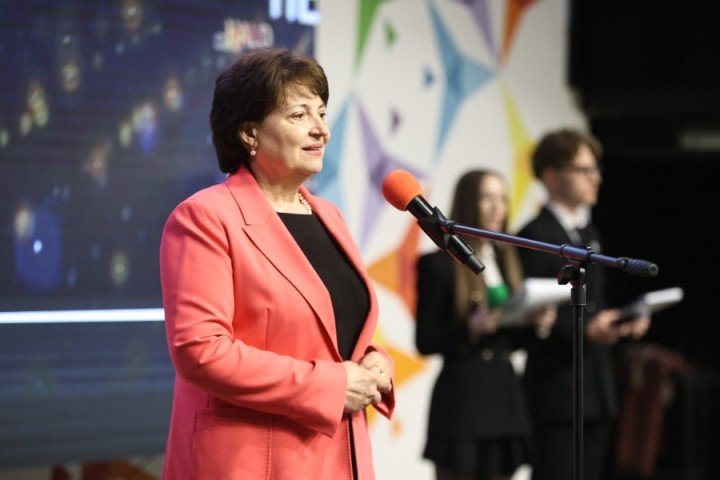 Выступление представителя Министерства образования на открытии Республиканской олимпиады по иностранным языкам