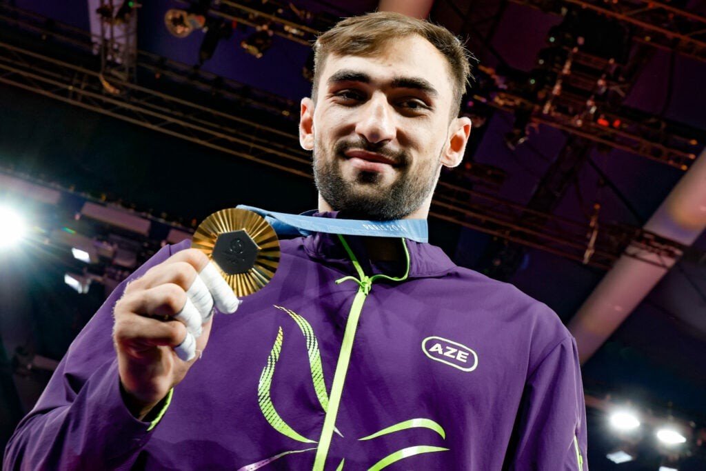 Хидаят Гейдаров с золотой олимпийской медалью