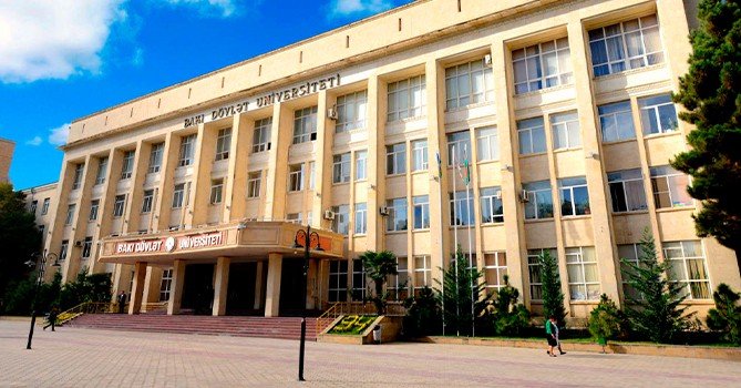 Главный корпус Бакинского государственного университета — вуза, впервые вошедшего в топ-100 мирового рейтинга QS