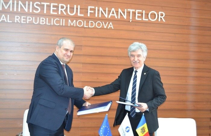 Подписание кредитного соглашения между Молдовой и ЕБРР на финансирование инфраструктуры переработки твёрдых отходов в Министерстве финансов
