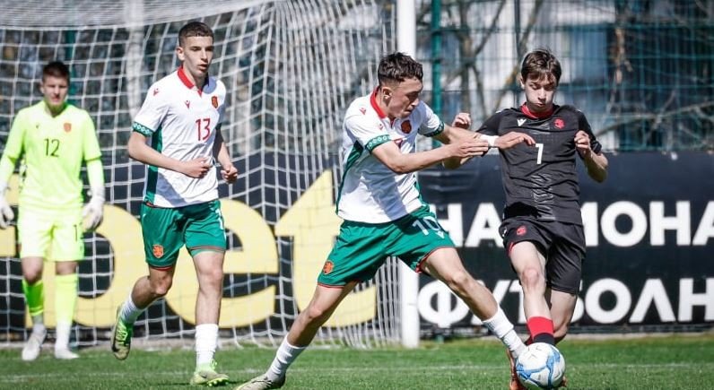 Сборная Грузии U16 победила на Кубке развития УЕФА Матч сборных Болгарии и Грузии U16 на Кубке развития УЕФА