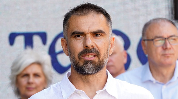 Мэр Нови-Сада Жарко Мичин на открытии выставки «Олимпизм без границ»